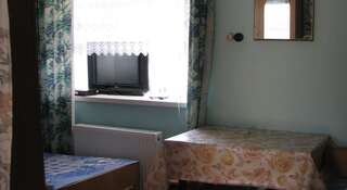 Хостел Rooms in Guest House Судак-6