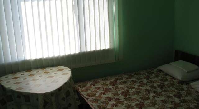 Хостел Rooms in Guest House Судак-11